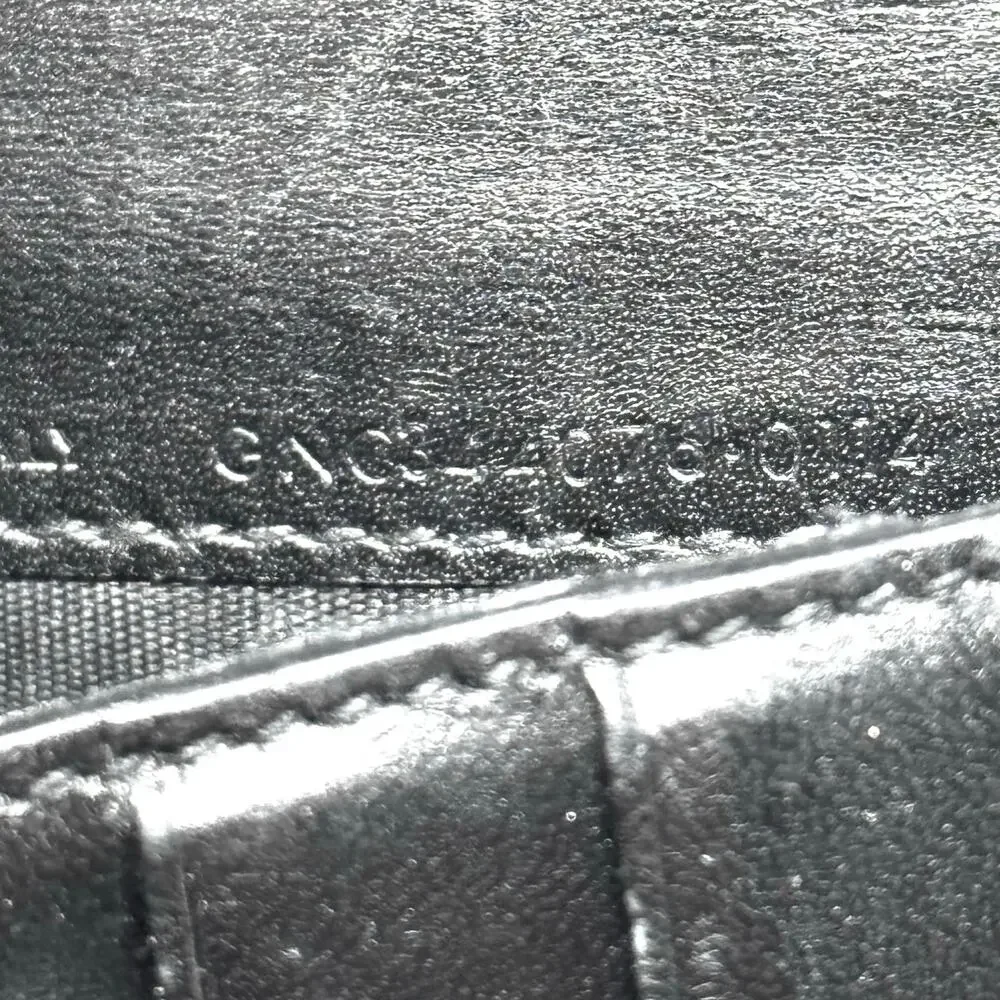 YSL Logo Zipper Wallet - Picture 13 of 16